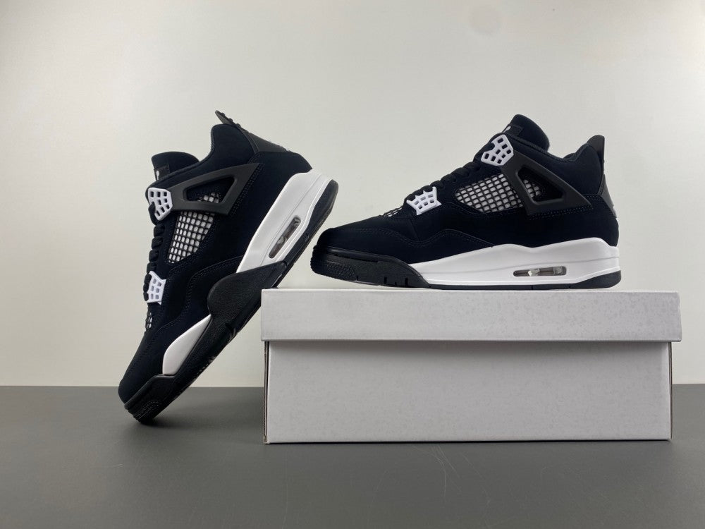 Air Jordan 4 White Thunder
